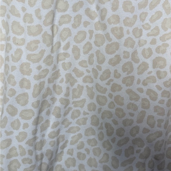 Old Navy Women’s Cream Leopard Print Half Zip With Draw String Waist Size XS - Picture 5 of 5
